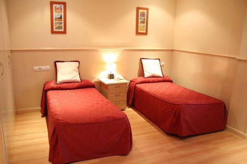 Arturo Soria Centro Hotel Madri Quarto foto